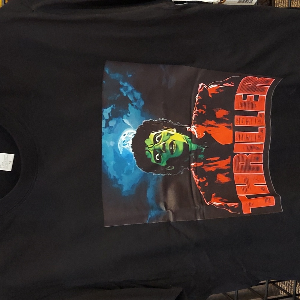 Thriller Tee